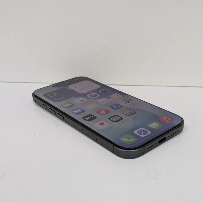 Смартфон Apple iPhone 17 8/256 Черный