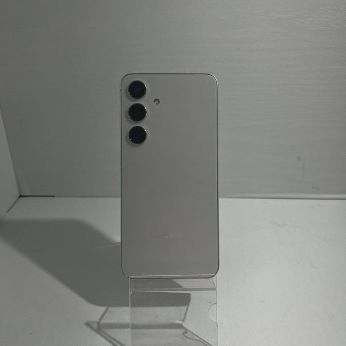 Смартфон Samsung S24 8/256 Белый