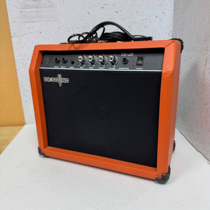 Комбоусилитель DR SOUND TG-25
