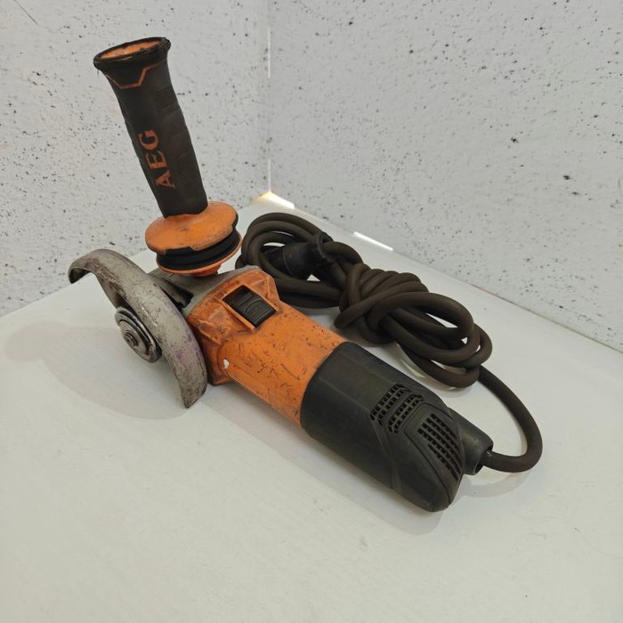 Болгарка AEG WS 13-125 XE