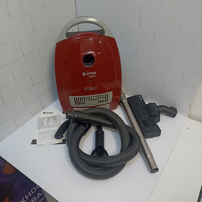 Напольный пылесос Vitek VT-1892R
