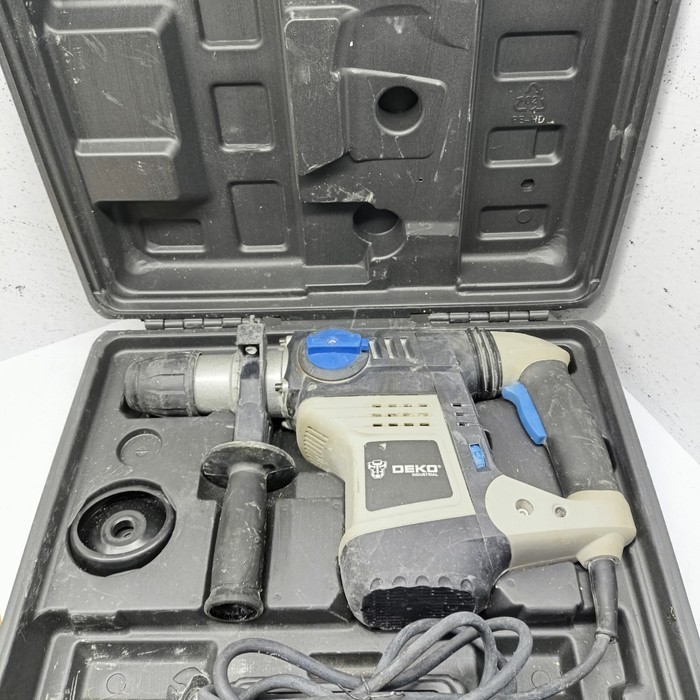 Перфоратор DEKO ZKH2000W BMC