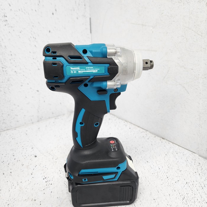 Гайковерт Makita DTW 1030