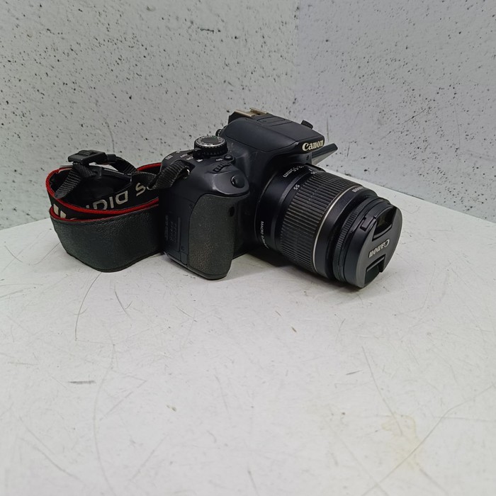 Зеркальный фотоаппарат Canon DS-126371 6131-014438