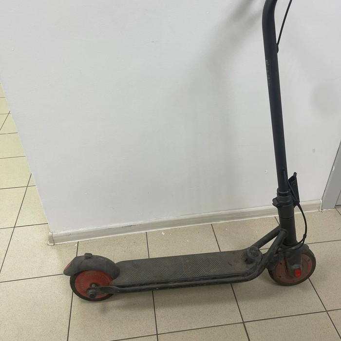 Электросамокат NineBot KickScooter E22