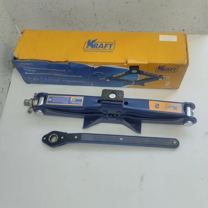 Домкрат Kraft KT800072