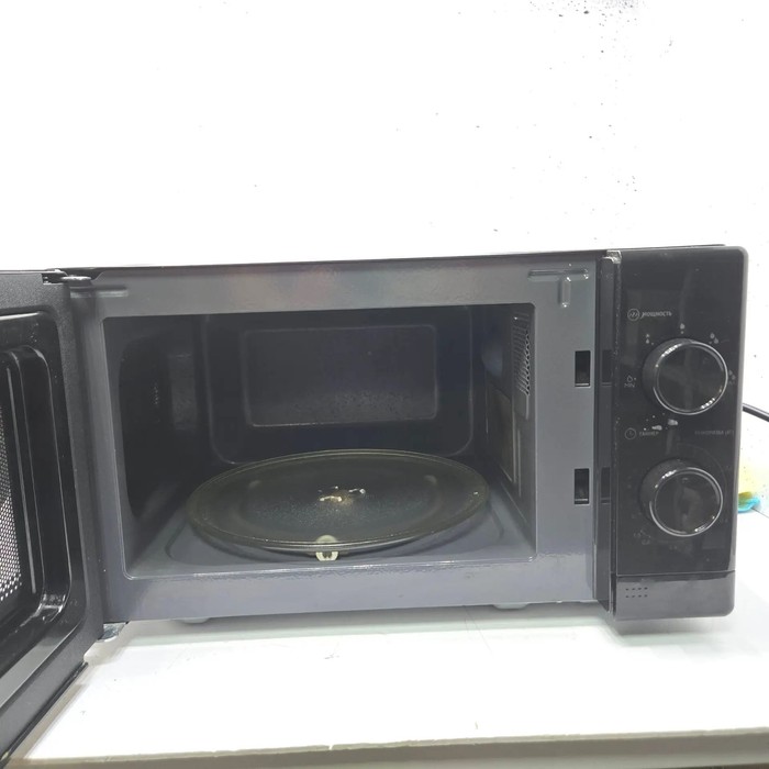 Микроволновая печь Binatone FMO 20M22 B