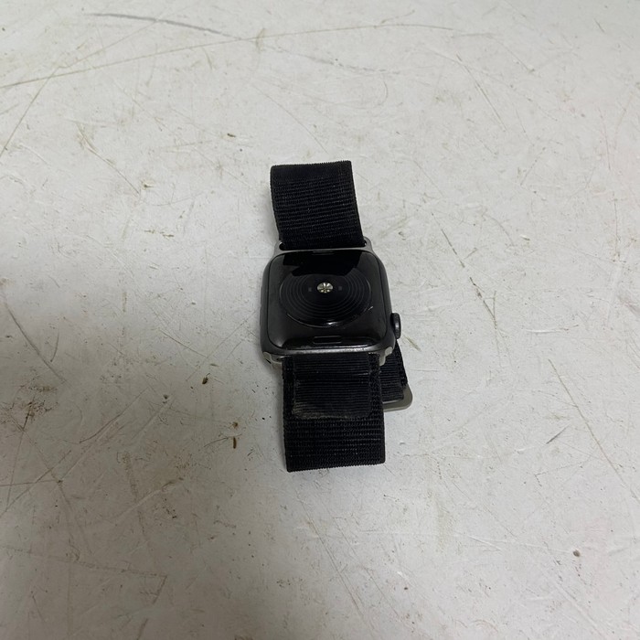 Смарт-часы Apple Watch SE (2023) 44mm