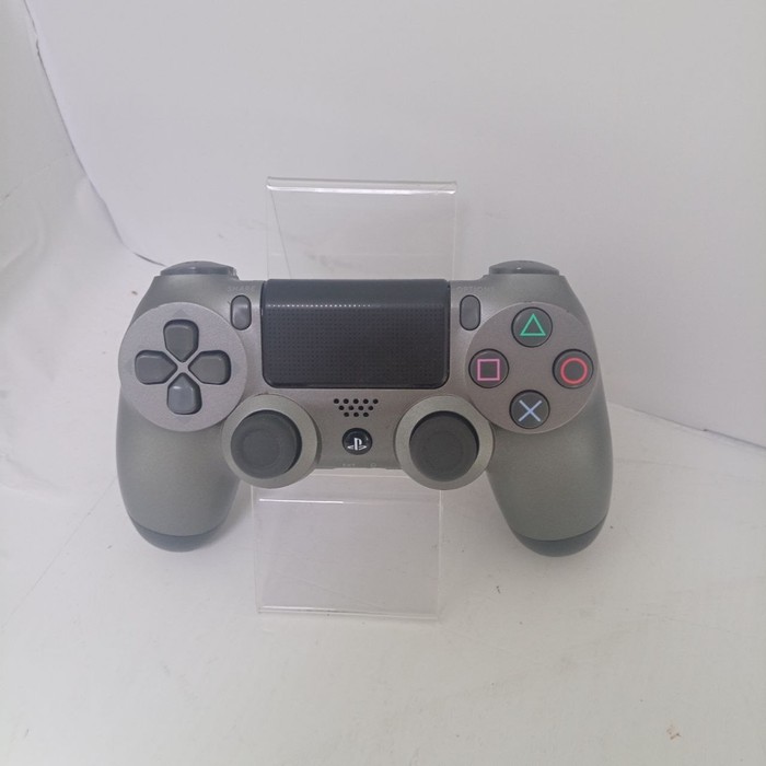 Геймпад Sony DualShock 4