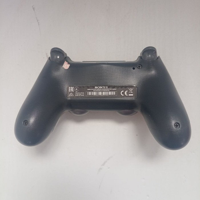 Геймпад Sony DualShock 4