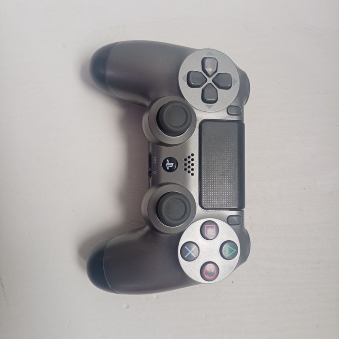 Геймпад Sony DualShock 4