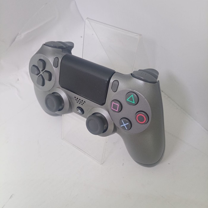 Геймпад Sony DualShock 4