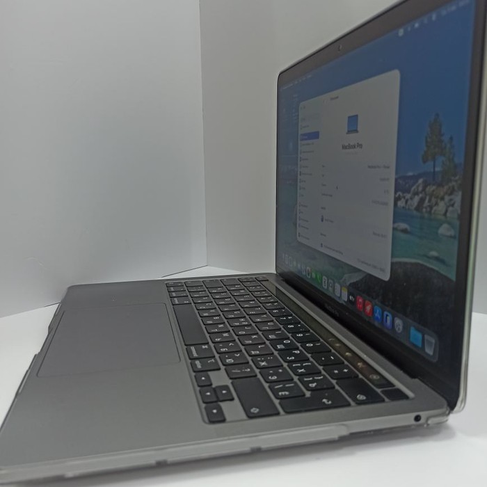 Ноутбук Apple Macbook pro 2020