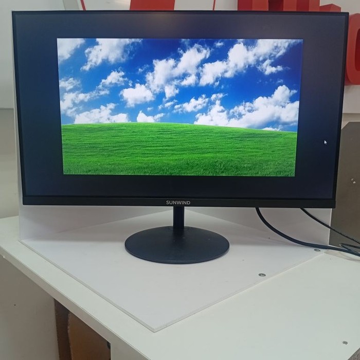Монитор SUNWIND SUN-M24BA102