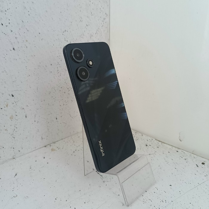 Смартфон Infinix HOT 30 Play 8/128 Черный