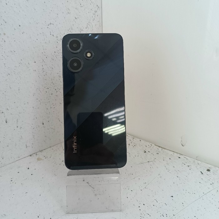 Смартфон Infinix HOT 30 Play 8/128 Черный