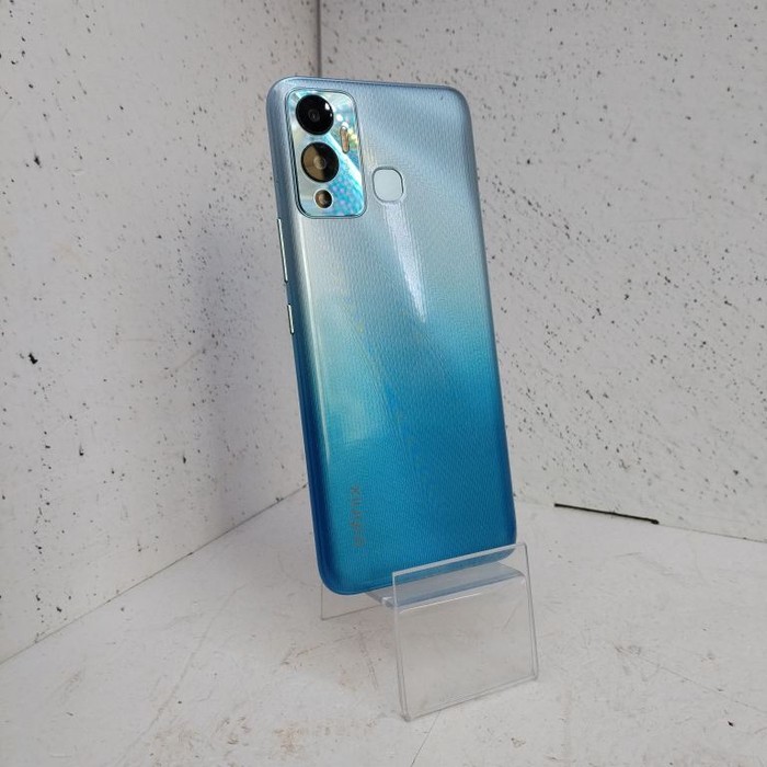 Смартфон Infinix Hot 12 Play 4/64 Синий