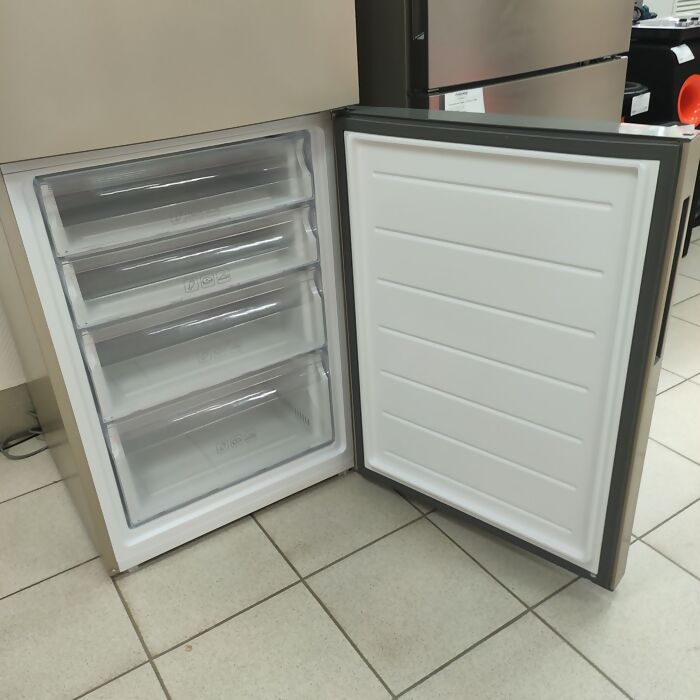Холодильник Haier C2F6337CGG
