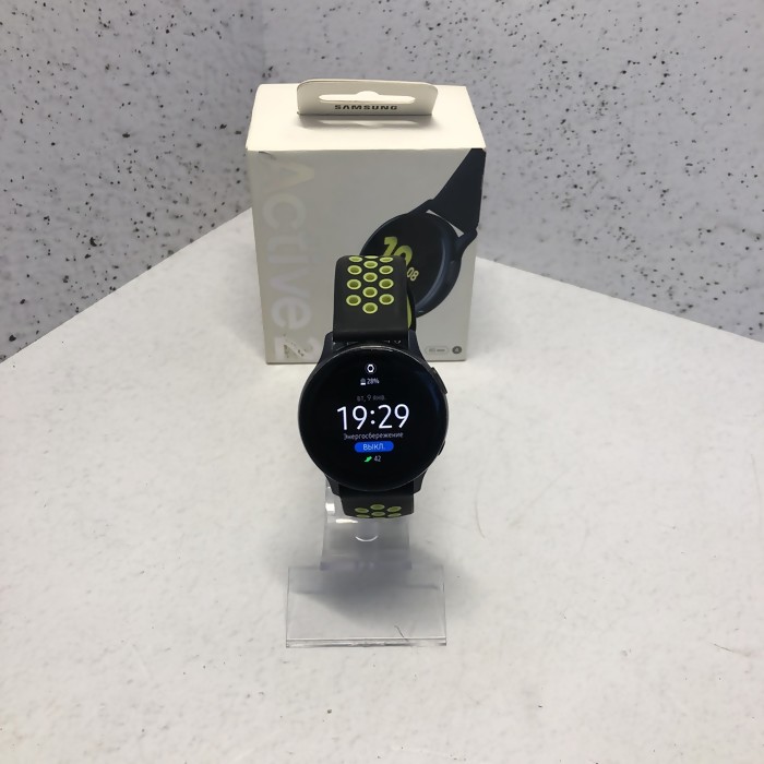 Смарт-часы Samsung Active 2