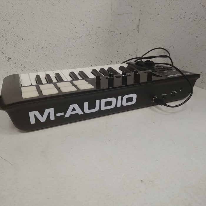 Синтезатор M-Audio Oxygen 25 MKV
