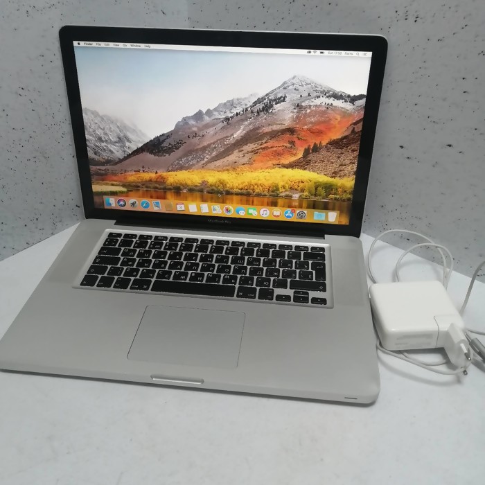 Ноутбук Apple MacBook Pro 15 (Early 2011)