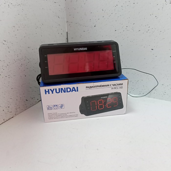 Настольные часы Hyundai h-rcl430