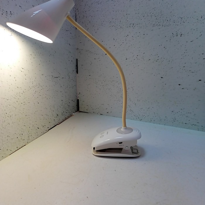 LED-лампа Rombica LED