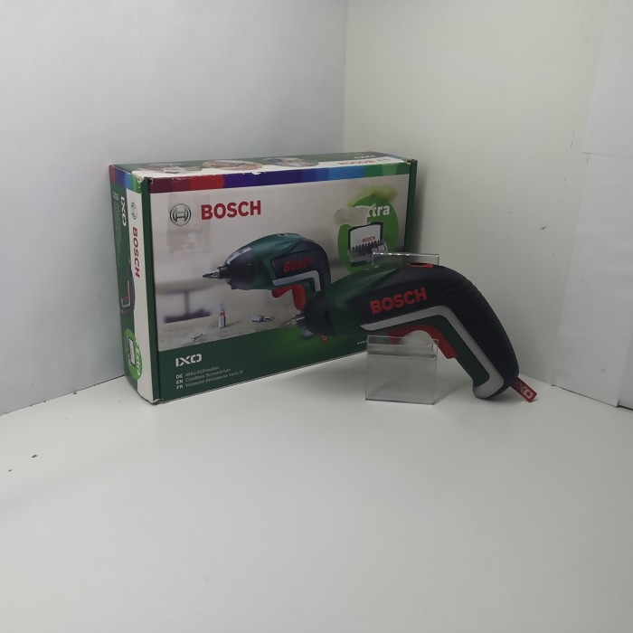 Электроотвертка Bosch IXO 3